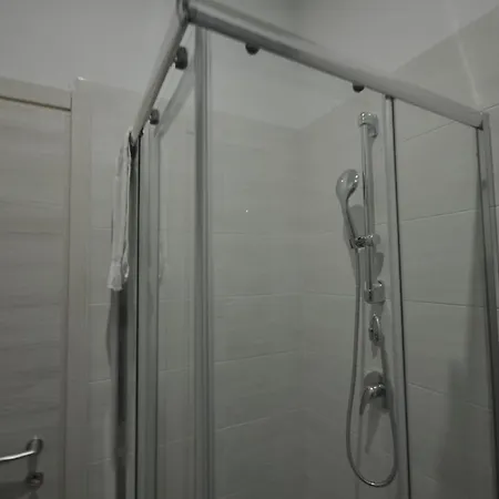 Apartamento H2ome Lagaccio 4 Rooms, 2 Bathrooms, Ac, Near Principe Station Génova
