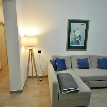 H2ome Lagaccio 4 Rooms, 2 Bathrooms, Ac, Near Principe Station Apartamento *